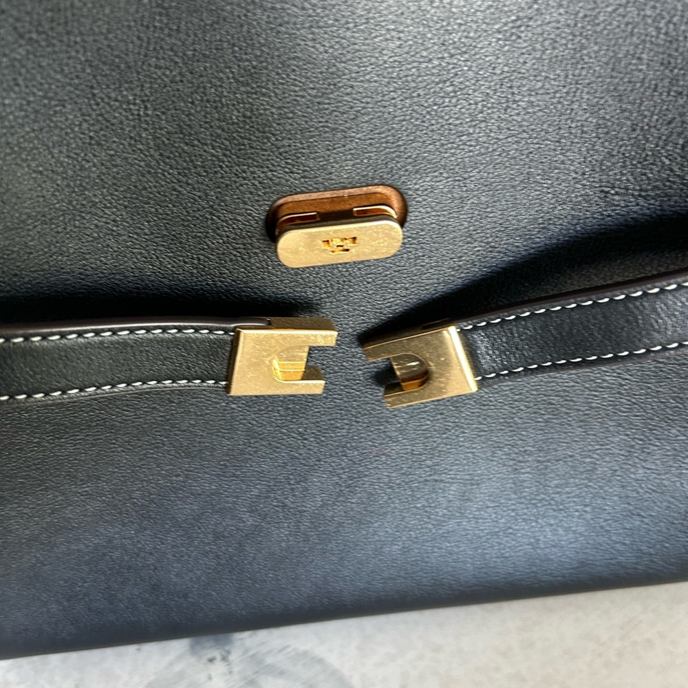 Tory Burch Black and Gold Women's Bag